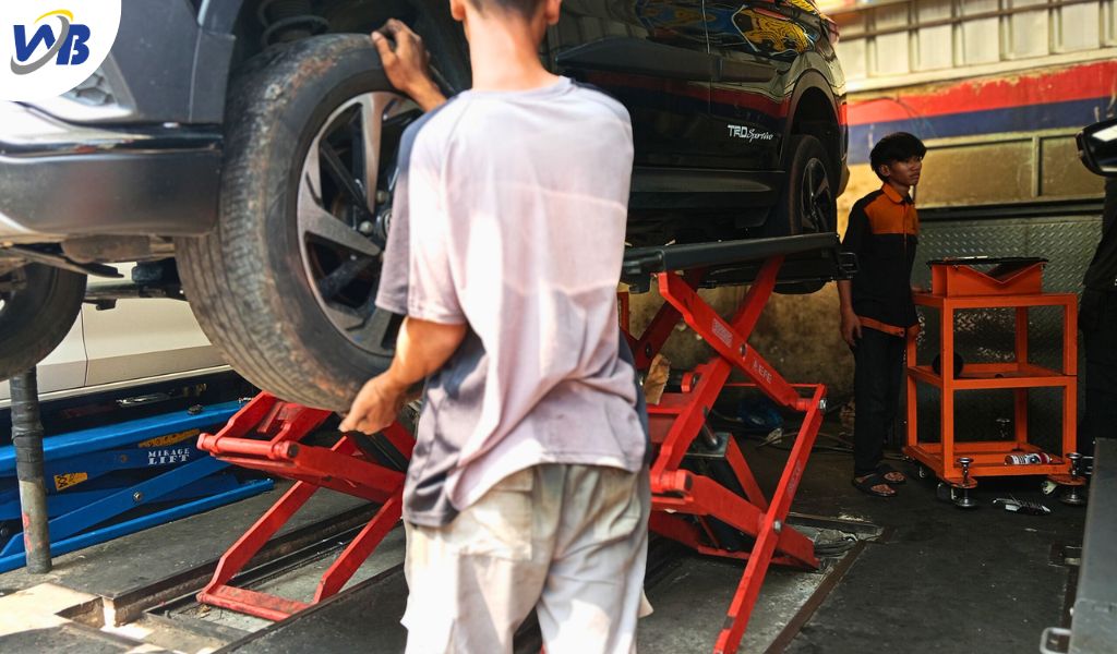 cek mobil sebelum Lebaran